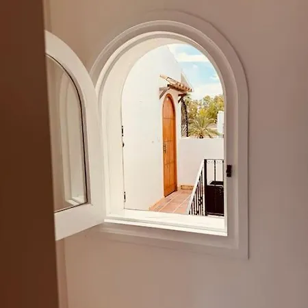 Apartment Charming Penthouse With Stunning Seaview *