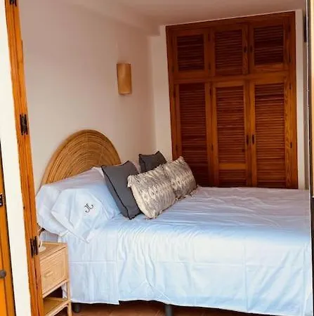 Apartman Charming Penthouse With Stunning Seaview *