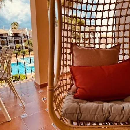 Charming Penthouse With Stunning Seaview Apartman *